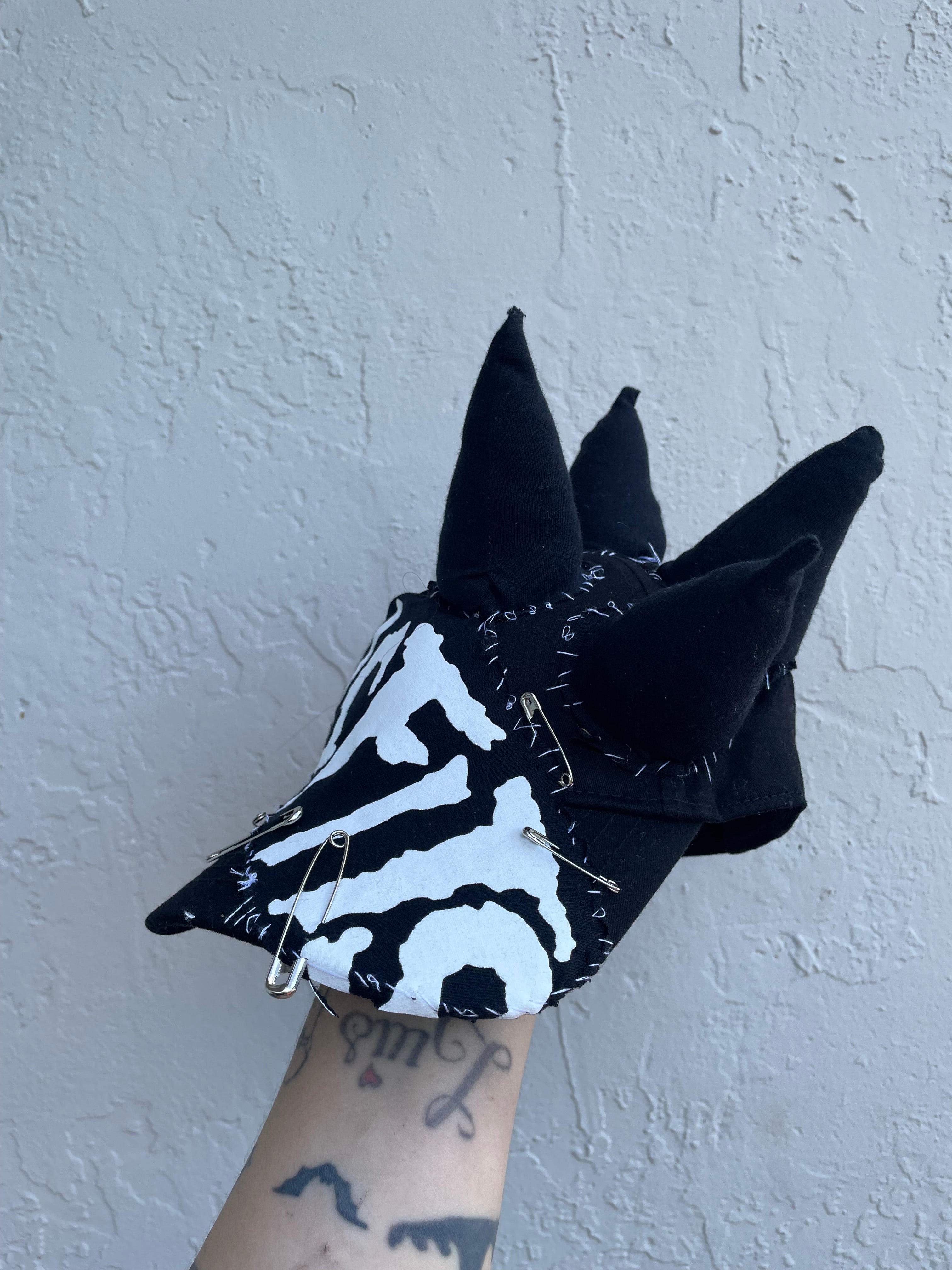 Misfit hat with spikes